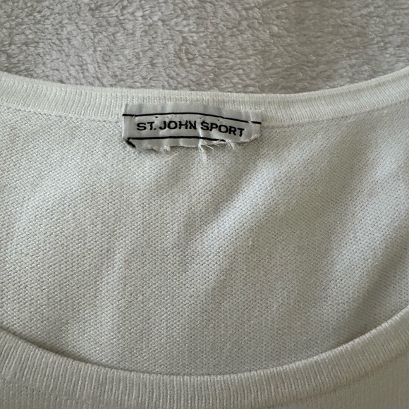 St. John Sport knit tank top - Picture 2 of 3
